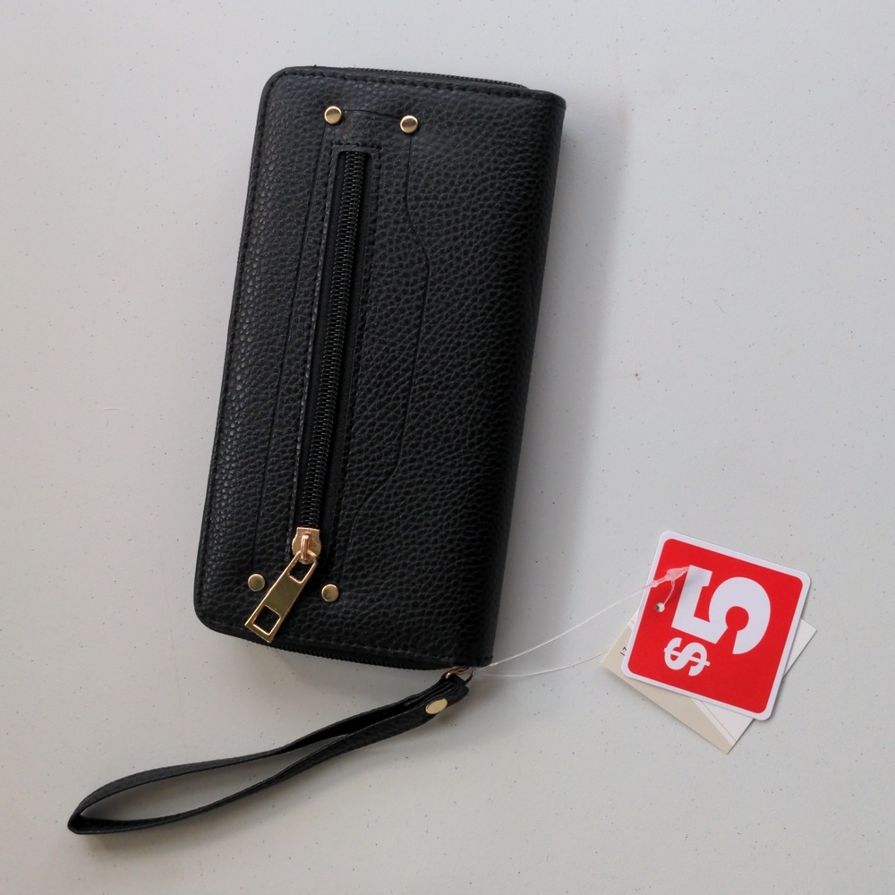 NWT JB WRISTLET